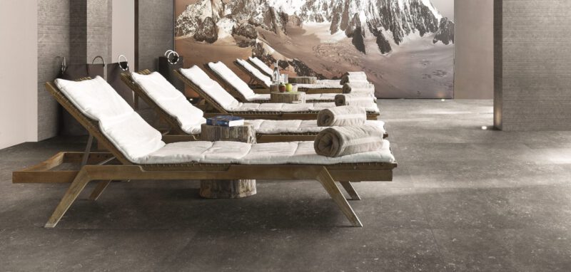 Fliese in Betonoptik