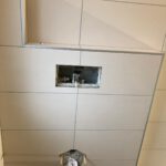Fliese Beige WC Vorwand