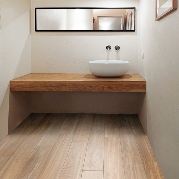 Feinsteizeugfliese Holzoptik